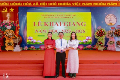 BAN GIÁM HIỆU NHÀ TRƯỜNG